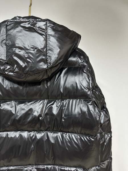 2025年11月14日秋冬新作Monclerダウンジャケット高品質人気商品/QIU工場