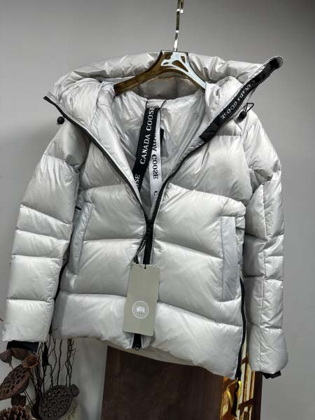 2025年11月14日秋冬新作Canada gooseダウンジャケット高品質人気商品女性用/QIU工場