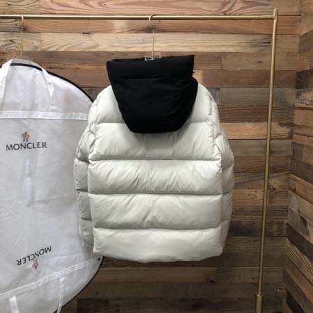 2025年11月14日秋冬新作Monclerダウンジャケット高品質人気商品/QIU工場