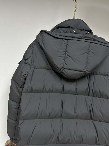 2025年11月14日秋冬新作Monclerダウンジャケット高品質人気商品/QIU工場