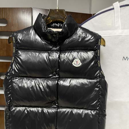 2025年11月17日秋冬新作Monclerダウンベスト高品質人気商品/QIU工場