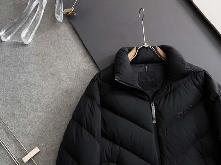 2025年11月25日入荷秋冬新作Monclerダウンジャケット高級なプレゼント/誕生日プレゼント/高品質/メンツ/記念品/ wenzhou工場