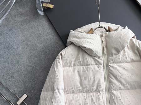 2025年11月26日入荷秋冬新作Louis Vuittonダウンジャケット高級なプレゼント/誕生日プレゼント/高品質/メンツ/記念品/ wenzhou工場