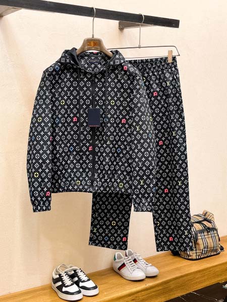 2025年11月5日秋冬新作Louis vuitton上下高...