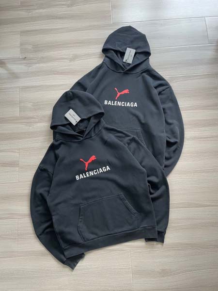 2025年11月8日秋冬新作BALENCIAGAスウェット超...