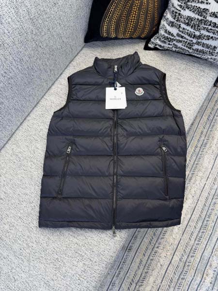 2025年11月11日秋冬新作Monclerダウンベスト超厳...