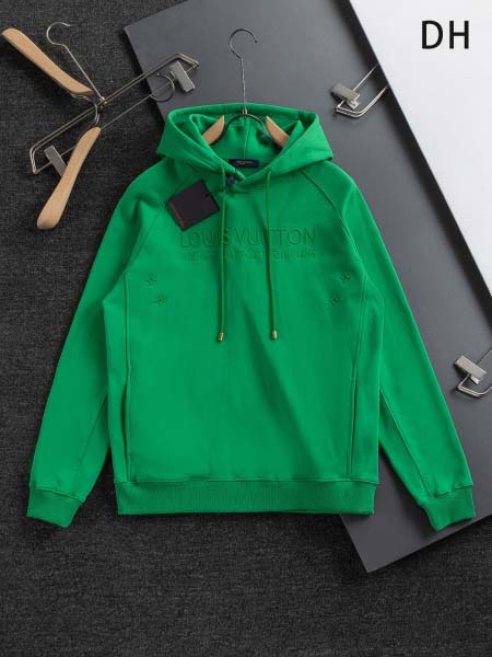 2025年11月11日秋冬新作Louis Vuittonスウ...