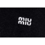 2025年11月12日秋冬新作MIUMIUセーター人気商品/LDF工場