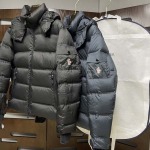 2025年11月14日秋冬新作Monclerダウンジャケット高品質人気商品/QIU工場