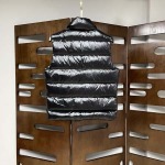 2025年11月14日秋冬新作Monclerダウンベスト高品質人気商品/QIU工場