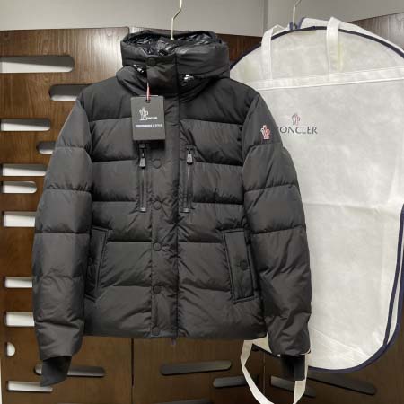 2025年11月14日秋冬新作Monclerダウンジャケット...