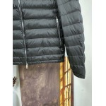 2025年11月14日秋冬新作Monclerダウンジャケット高品質人気商品/QIU工場