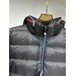 2025年11月14日秋冬新作Monclerダウンジャケット高品質人気商品/QIU工場