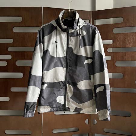 2025年11月17日秋冬新作Louis Vuittonジャ...