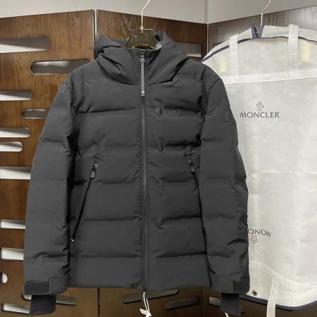 2025年11月17日秋冬新作Monclerダウンジャケット...