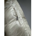 2025年11月17日秋冬新作Monclerダウンジャケット高品質人気商品/QIU工場