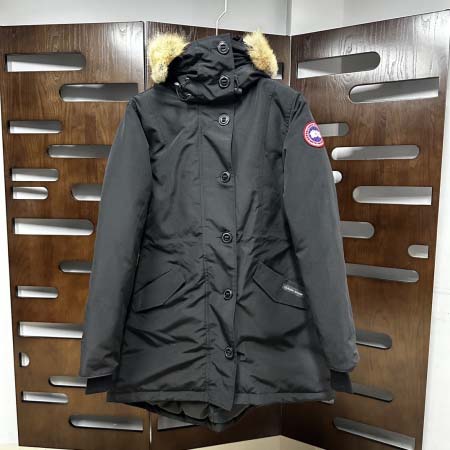 2025年11月17日秋冬新作Canada Gooseダウン...