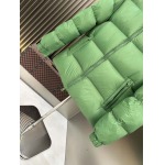 2025年11月17日秋冬新作Monclerダウンジャケット高品質人気商品/QIU工場