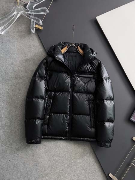 2025年11月25日入荷秋冬新作Pradaダウンジャケット...