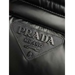 2025年11月25日入荷秋冬新作Pradaダウンジャケット高級なプレゼント/誕生日プレゼント/高品質/メンツ/記念品/ wenzhou工場