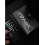 2025年11月25日入荷秋冬新作Pradaダウンベスト高級なプレゼント/誕生日プレゼント/高品質/メンツ/記念品/ wenzhou工場