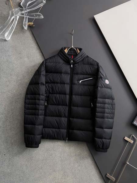 2025年11月25日入荷秋冬新作Moncleダウンジャケット高級なプレゼント/誕生日プレゼント/高品質/メンツ/記念品/ wenzhou工場
