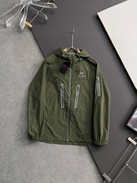 2025年11月26日入荷秋冬新作ARCTERYXジャケット...