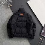 2025年11月26日入荷秋冬新作Louis Vuittonダウンジャケット高級なプレゼント/誕生日プレゼント/高品質/メンツ/記念品/ wenzhou工場