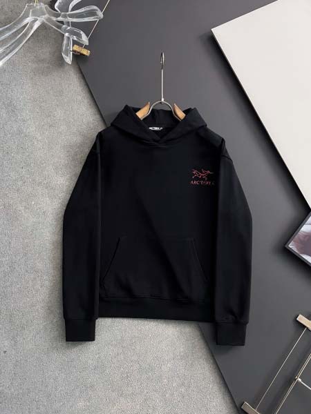 2025年11月26日入荷秋冬新作ARCTERYXスウェット...