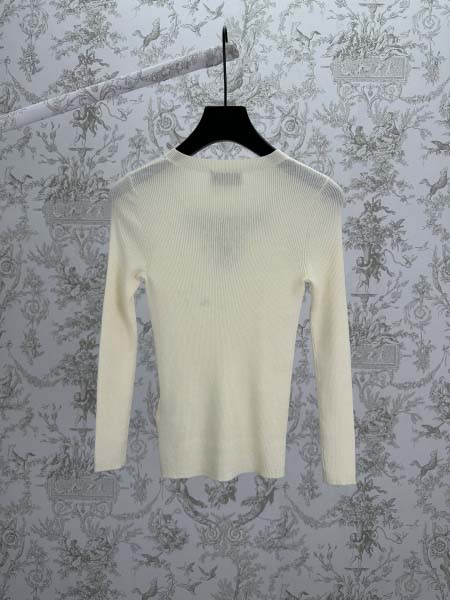 2025年12月1日秋冬新作Pradaニットの上着高品質人気商品/LDF工場