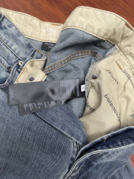 2025年12月2日秋冬新作Balenciagaジーパン高品質人気商品/LDF工場