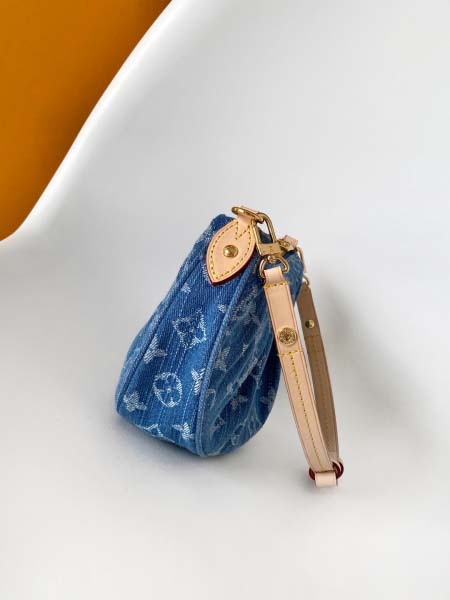 2025年12月8日入荷ヴィトン バッグM13571163Pochette ValleyMonogram210 x 150 x 70高品質新作/誕生日プレゼント