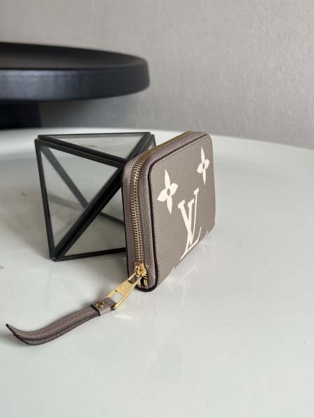 2025年12月8日入荷ヴィトン財布M69787M69797ZippyMonogram Empreinte Monogram 11 x 8.5 x 2Monogram Empreinte 高品質新作/誕生日プレゼント