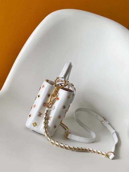 2025年12月9日入荷Louis Vuitton バッグM14165 Capucines x Taurillon LV Monogram 21.0 x 13.5 x 8.0高品質新作/誕生日プレゼント/ZC工場