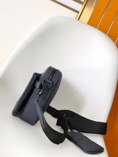 2025年12月9日入荷Louis Vuitton バッグM14785 M46604 M46602 M46603 Trio Monogram 25×18.5×7cm 高品質新作/誕生日プレゼント/ZC工場