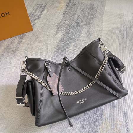 2025年12月9日入荷Louis Vuitton バッグM24861 CarryAll Cargo 33.5 x 23 x 15 高品質新作/誕生日プレゼント/ZC工場