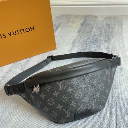 2025年12月9日入荷Louis Vuitton バッグM46035/Discovery Monogram Eclipse 44 x 15 x 9 xerox 高品質新作/誕生日プレゼント/ZC工場