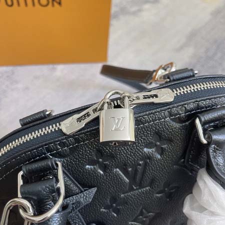 2025年12月10日入荷Louis Vuitton バッグ高品質新作/誕生日プレゼント/ZC工場