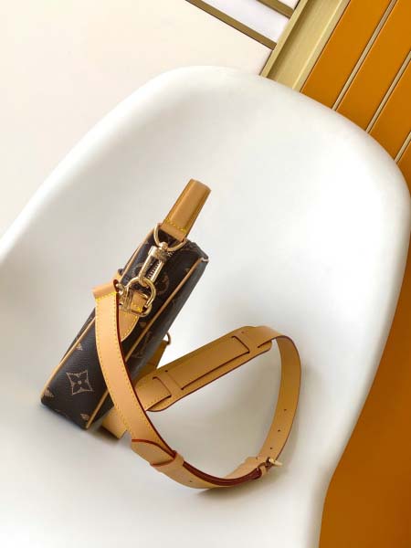 2025年12月10日入荷Louis Vuitton バッグ高品質新作/誕生日プレゼント/ZC工場