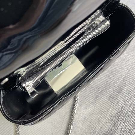 2025年12月10日入荷Louis Vuitton バッグ高品質新作/誕生日プレゼント/ZC工場