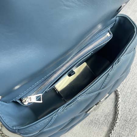 2025年12月10日入荷Louis Vuitton バッグ高品質新作/誕生日プレゼント/ZC工場