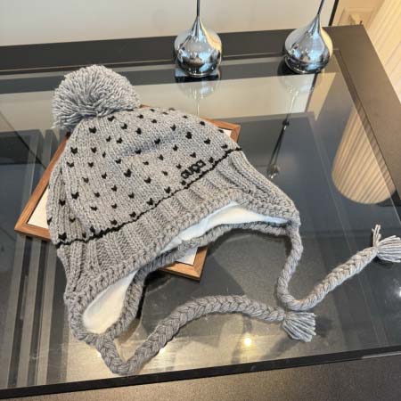 2025年12月10日入荷新品Gucci帽子ギフト/誕生日/記念品/アクセサリーkaka工場