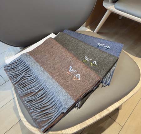 2025年12月11日入荷新品Louis Vuittonマフラーギフト/誕生日/記念品/アクセサリーkaka工場