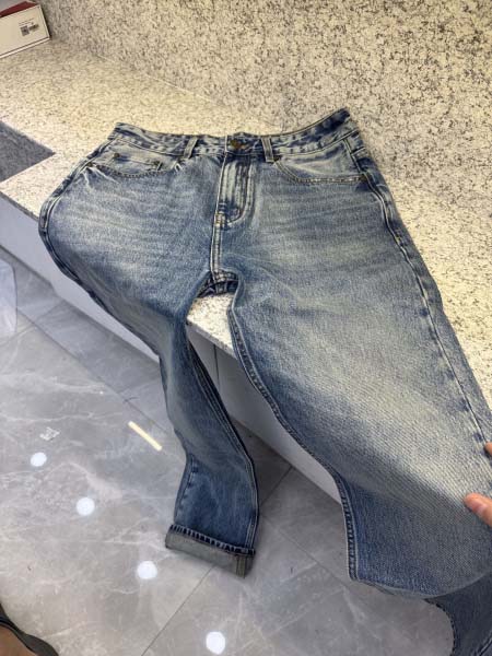 2025年12月12日入荷新作Burberryジーパン秋冬高品質/人気/限定版/Knt工場