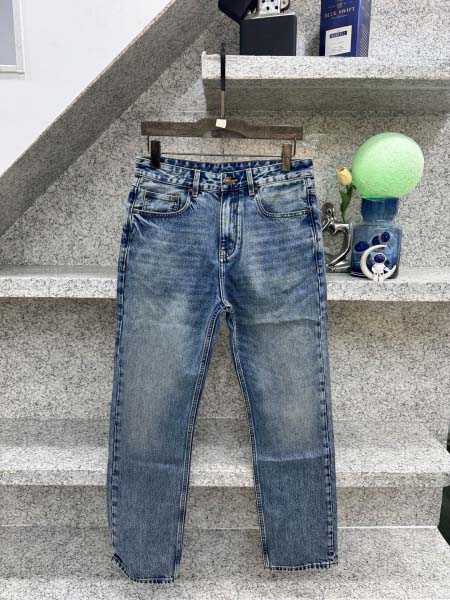 2025年12月12日入荷新作Burberryジーパン秋冬高品質/人気/限定版/Knt工場