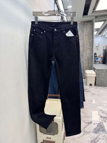 2025年12月15日入荷新作Burberry ジーパン秋冬高品質/人気/限定版/Knt工場