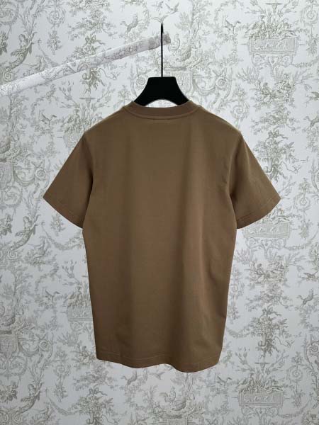 2025年11月17日秋冬新作Burberry半袖 tシャツ高品質人気商品/XQY工場