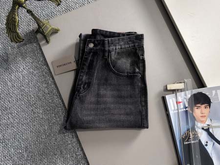 2025年11月17日秋冬新作Balenciagaジーパン高品質人気商品/XQY工場