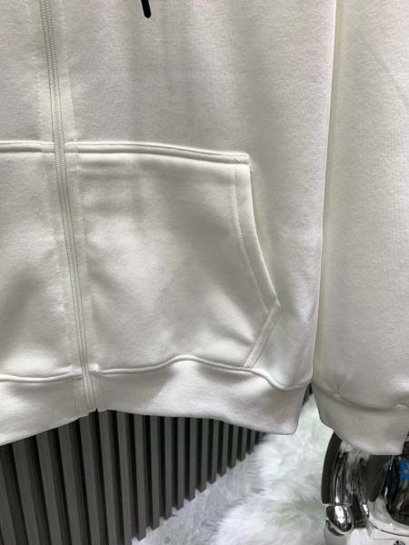 2025年11月18日秋冬新作Loeweスウェット高品質人気商品/XQY工場