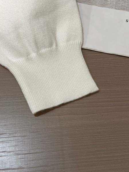 2025年11月18日秋冬新作Fendiニットのセーター高品質人気商品/XQY工場